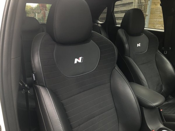 Hyundai I30N N Performance Sitzbadges